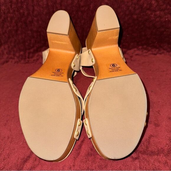 Soda Miguel Chunky Block Heel - Picture 2 of 4